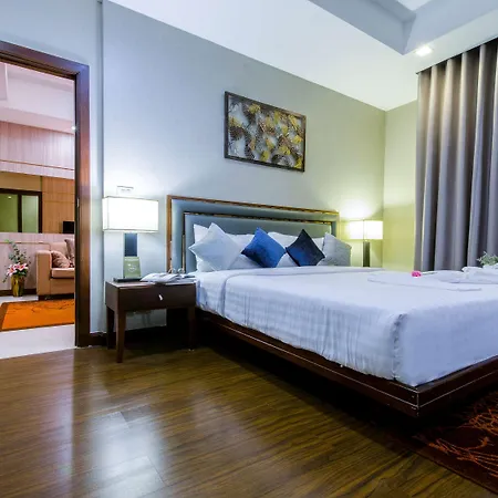 Grand Mercure Bangkok Asoke Residence Exterior photo